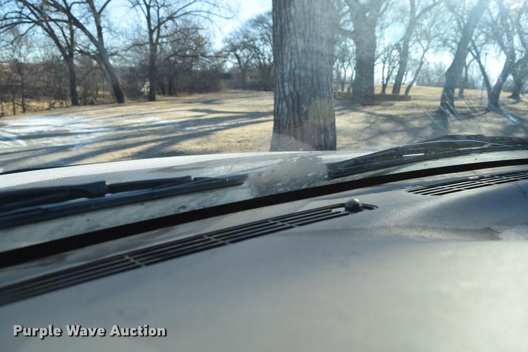 image for item DC3573 2004 Chevrolet Silverado 1500 Z71 Ext. Cab pickup truck