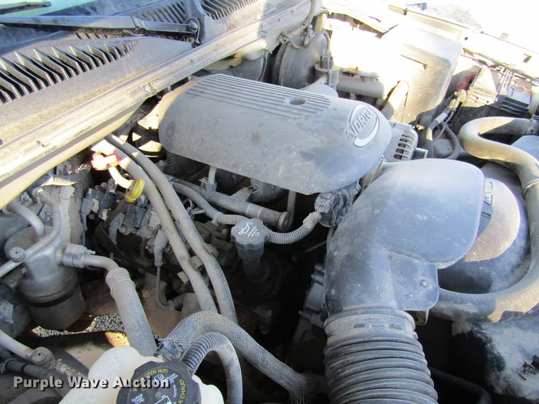 image for item DC3573 2004 Chevrolet Silverado 1500 Z71 Ext. Cab pickup truck