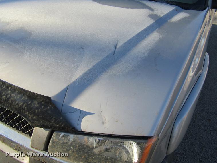 image for item DC3573 2004 Chevrolet Silverado 1500 Z71 Ext. Cab pickup truck