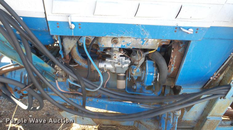 image for item DC5693 Ford 3000 tractor