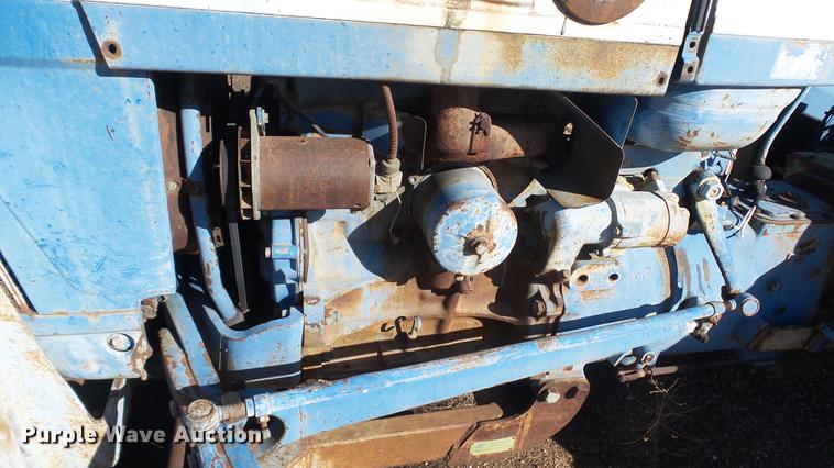 image for item DC5693 Ford 3000 tractor
