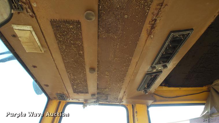 image for item DC5696 Ford 555 backhoe