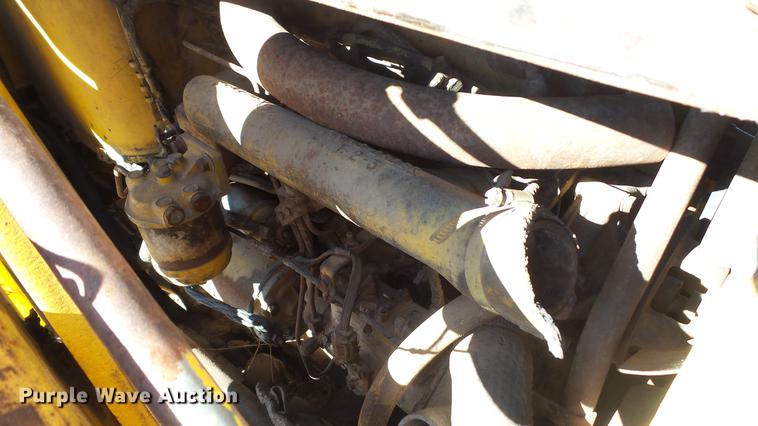 image for item DC5696 Ford 555 backhoe