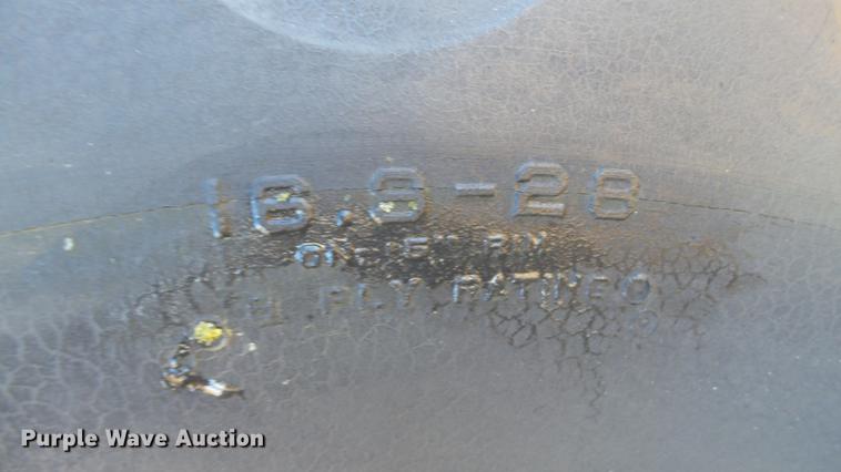 image for item DC5696 Ford 555 backhoe