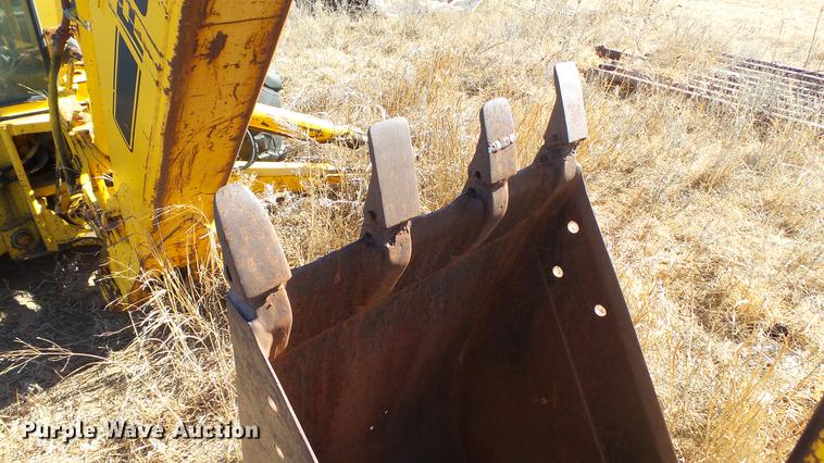 image for item DC5696 Ford 555 backhoe