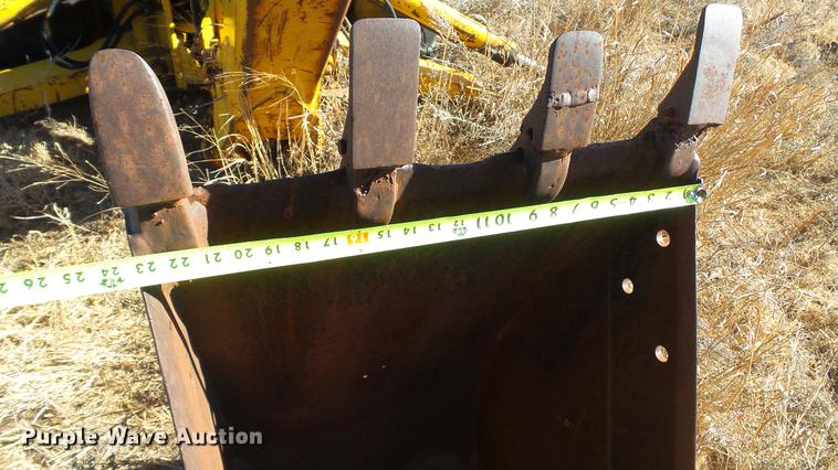 image for item DC5696 Ford 555 backhoe