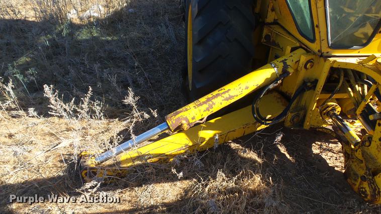image for item DC5696 Ford 555 backhoe