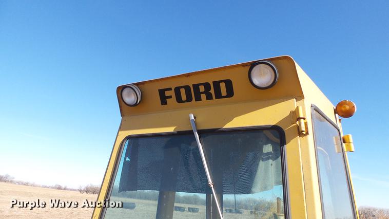 image for item DC5696 Ford 555 backhoe