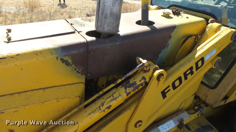 image for item DC5696 Ford 555 backhoe