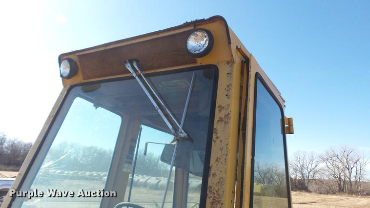 image for item DC5696 Ford 555 backhoe