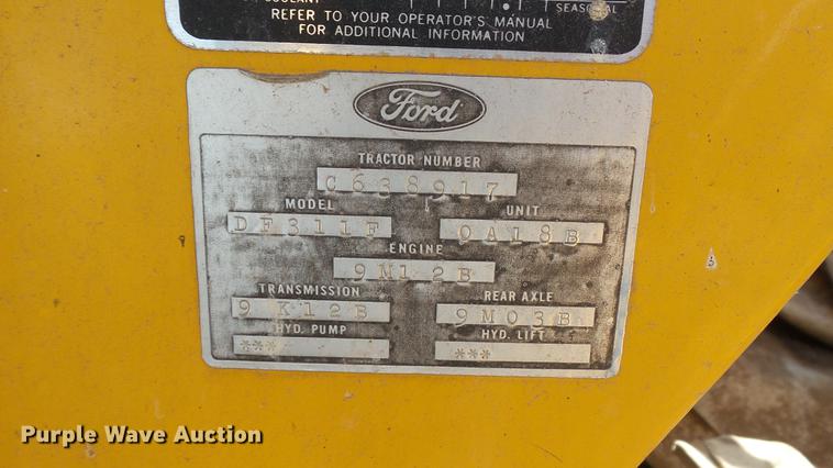 image for item DC5696 Ford 555 backhoe