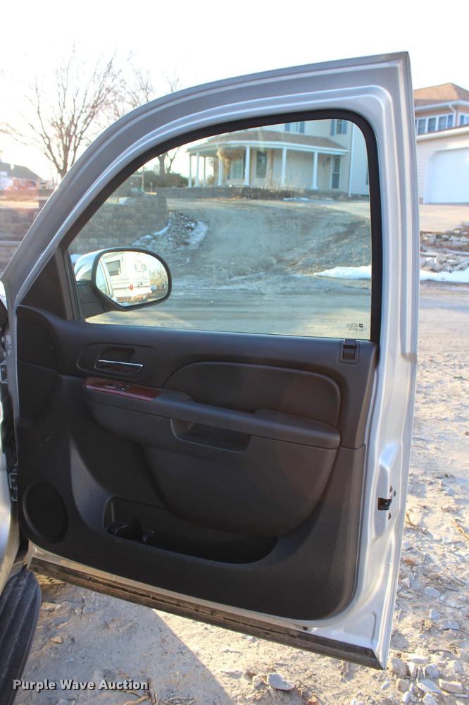 image for item DC7726 2011 Chevrolet Tahoe Texas Edition SUV