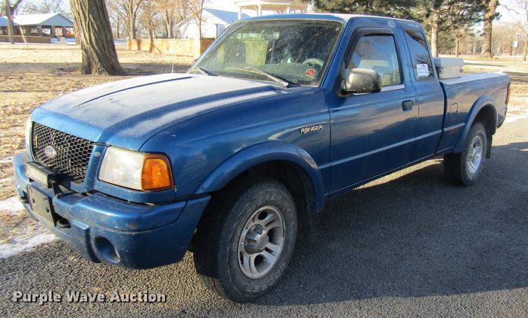 image for item DC7745 2001 Ford Ranger SuperCab pickup truck