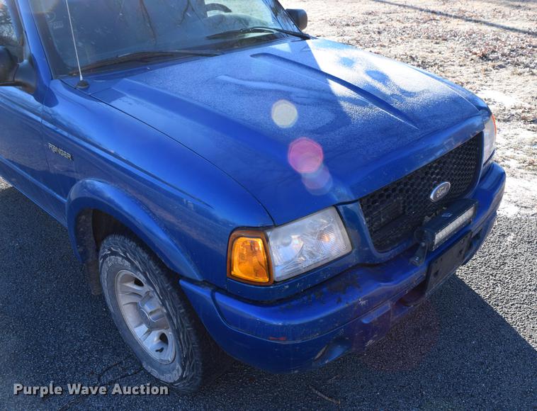image for item DC7745 2001 Ford Ranger SuperCab pickup truck