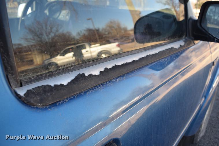 image for item DC7745 2001 Ford Ranger SuperCab pickup truck