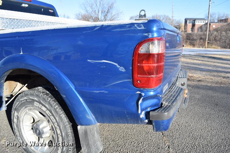image for item DC7745 2001 Ford Ranger SuperCab pickup truck