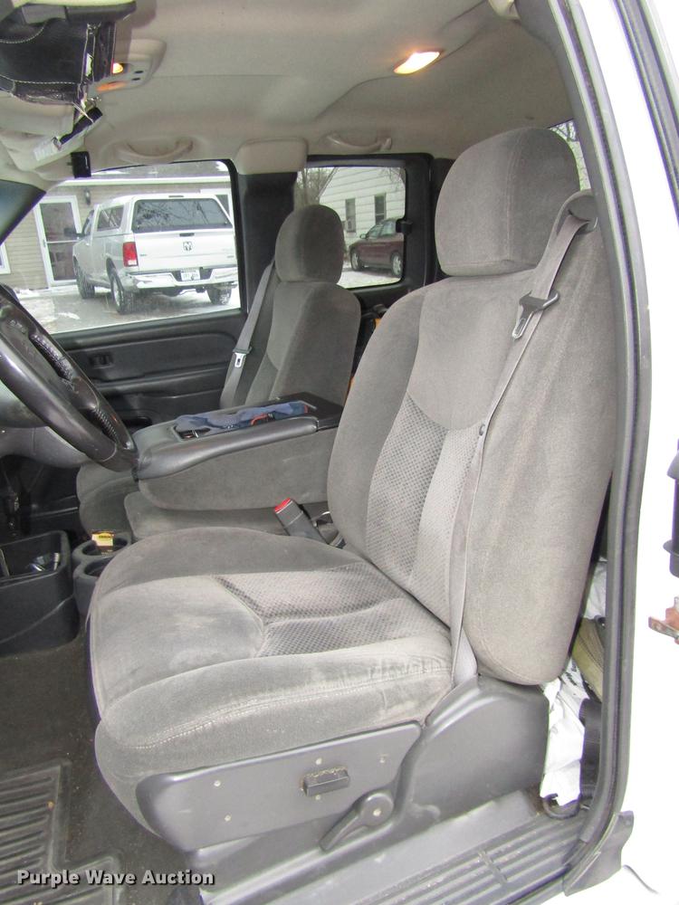 image for item DD2925 2007 Chevrolet 1500 Silverado Ext. Cab pickup truck