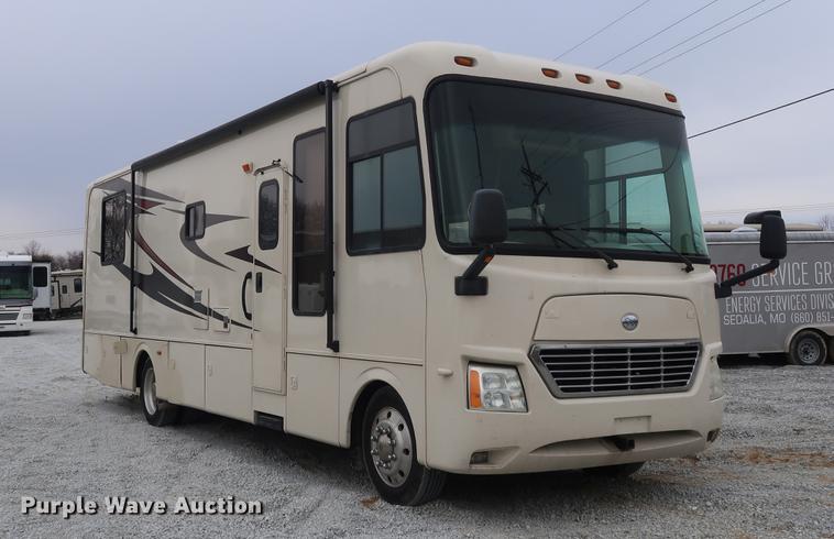 image for item DD5417 2008 Safari Simba RV