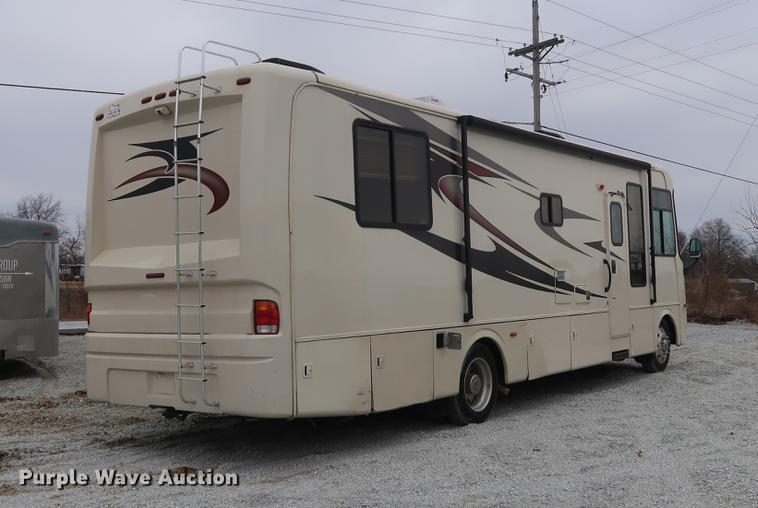image for item DD5417 2008 Safari Simba RV