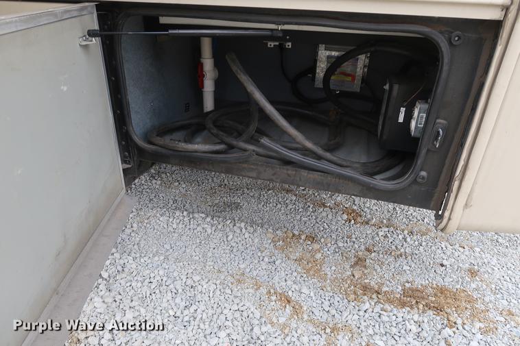 image for item DD5417 2008 Safari Simba RV