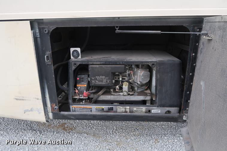 image for item DD5417 2008 Safari Simba RV