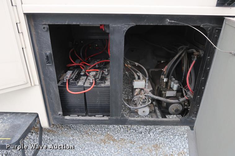 image for item DD5417 2008 Safari Simba RV