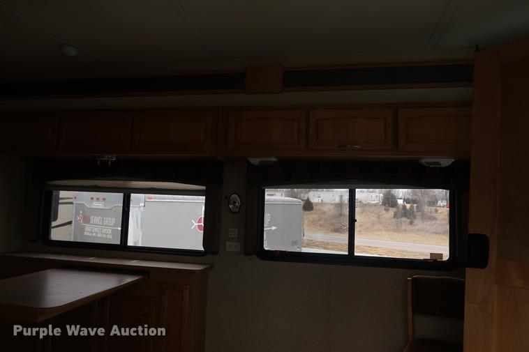 image for item DD5417 2008 Safari Simba RV