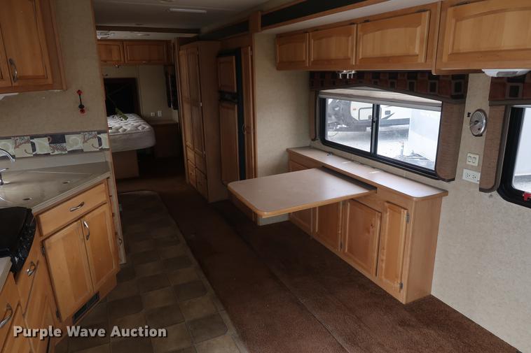 image for item DD5417 2008 Safari Simba RV