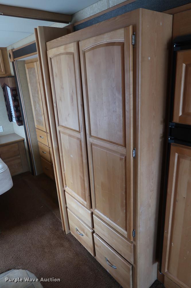 image for item DD5417 2008 Safari Simba RV