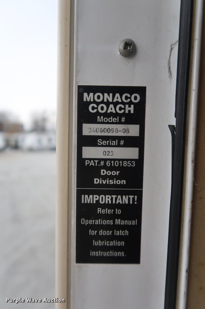 image for item DD5417 2008 Safari Simba RV