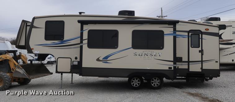 image for item DD5419 2013 Crossroads Reverse Sunset Trail camper