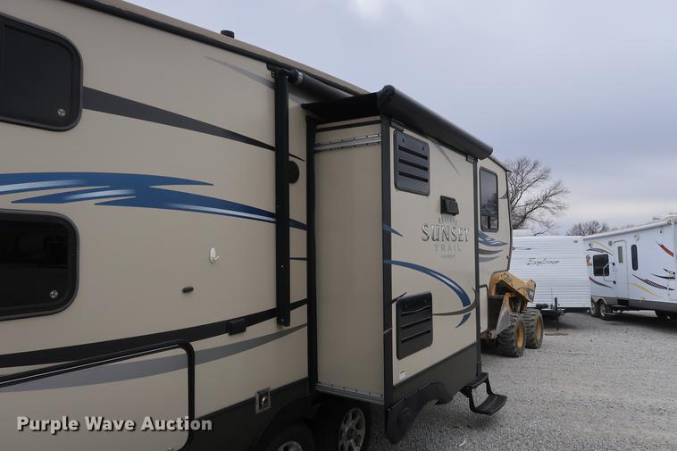 image for item DD5419 2013 Crossroads Reverse Sunset Trail camper