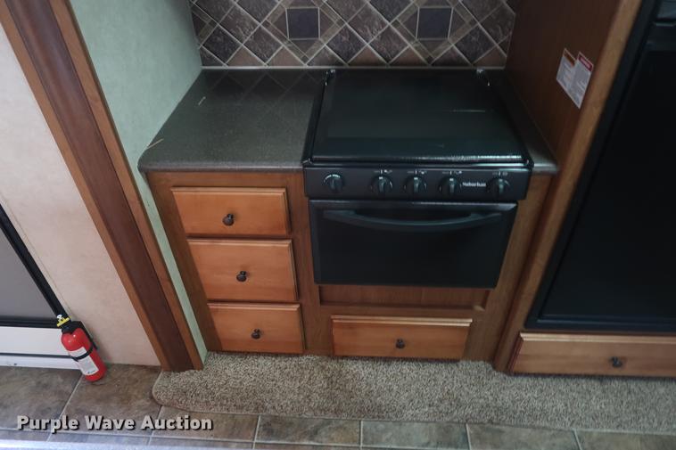 image for item DD5419 2013 Crossroads Reverse Sunset Trail camper