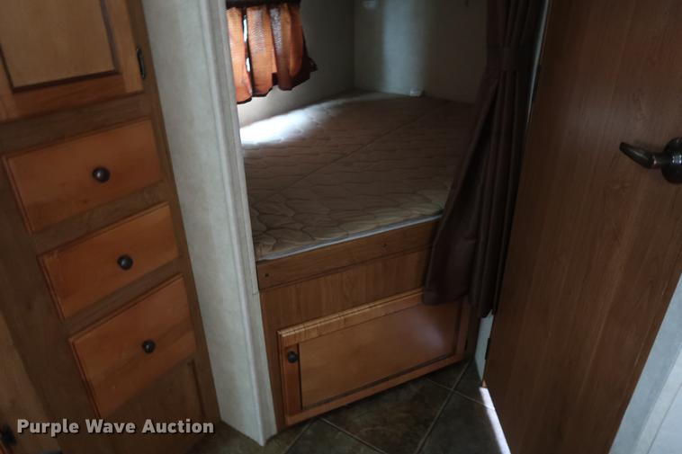 image for item DD5419 2013 Crossroads Reverse Sunset Trail camper