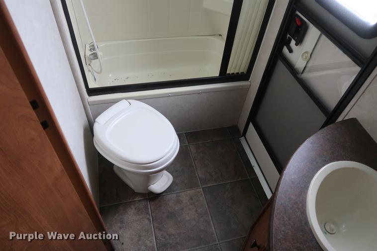 image for item DD5419 2013 Crossroads Reverse Sunset Trail camper