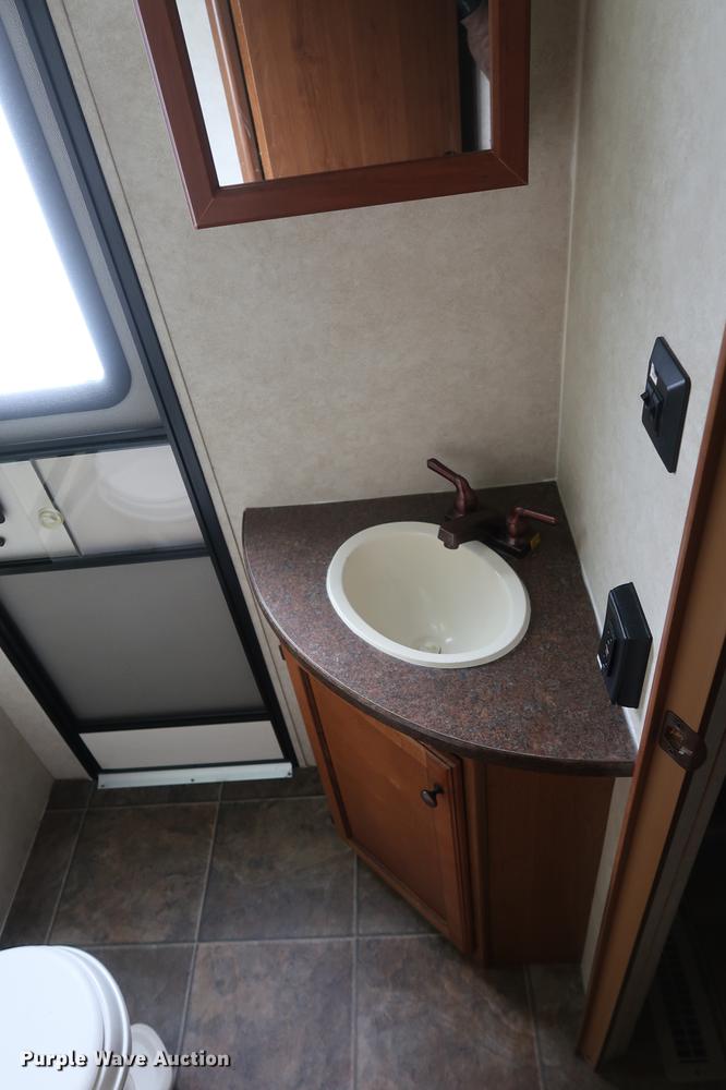 image for item DD5419 2013 Crossroads Reverse Sunset Trail camper