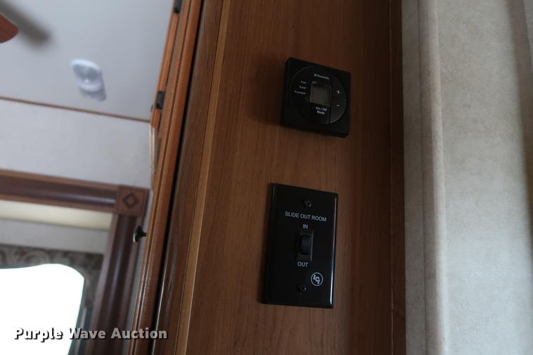 image for item DD5419 2013 Crossroads Reverse Sunset Trail camper