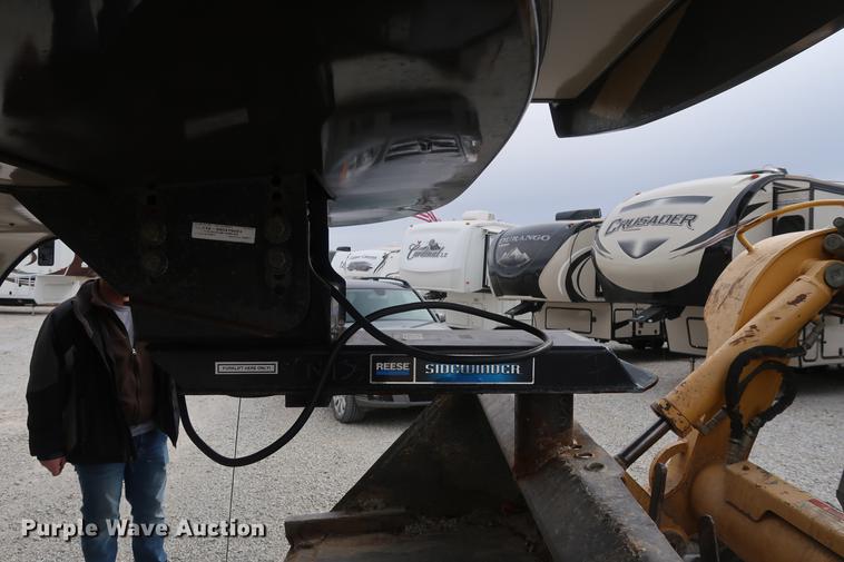 image for item DD5419 2013 Crossroads Reverse Sunset Trail camper