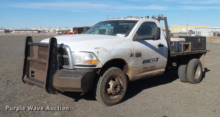 image for item DD5917 2011 Dodge Ram 3500 flatbed pickup truck