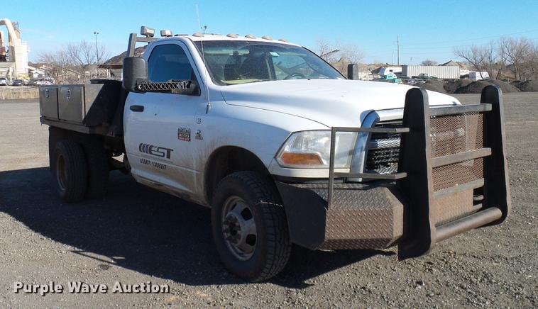 image for item DD5917 2011 Dodge Ram 3500 flatbed pickup truck