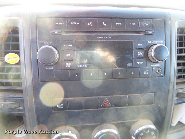 image for item DD5917 2011 Dodge Ram 3500 flatbed pickup truck