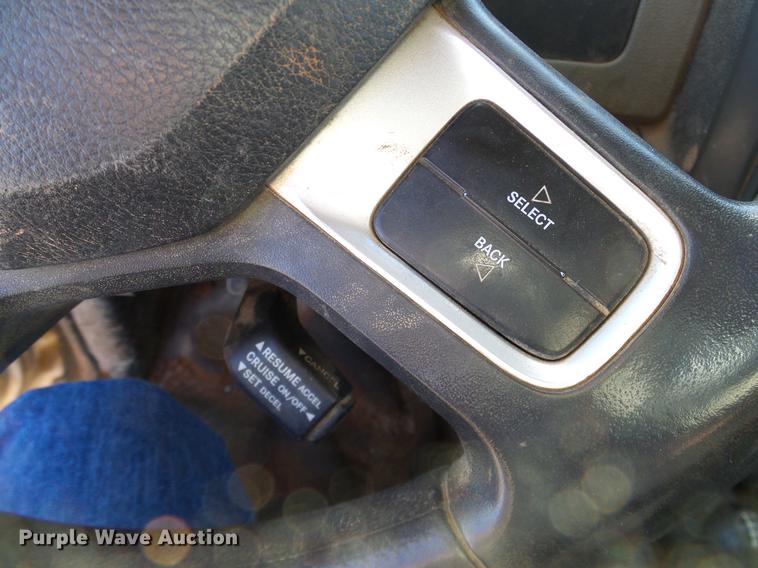 image for item DD5917 2011 Dodge Ram 3500 flatbed pickup truck