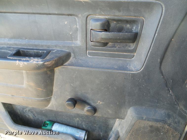 image for item DD5917 2011 Dodge Ram 3500 flatbed pickup truck