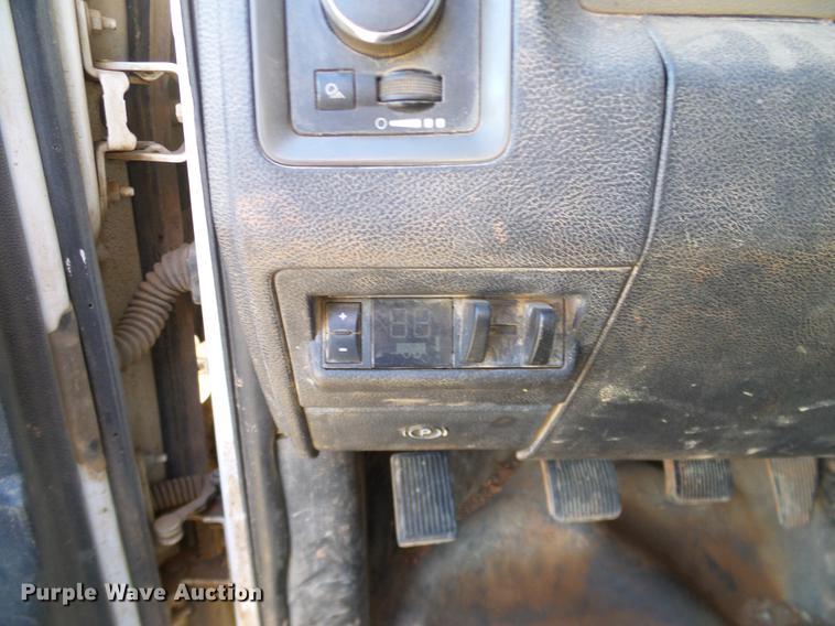 image for item DD5917 2011 Dodge Ram 3500 flatbed pickup truck