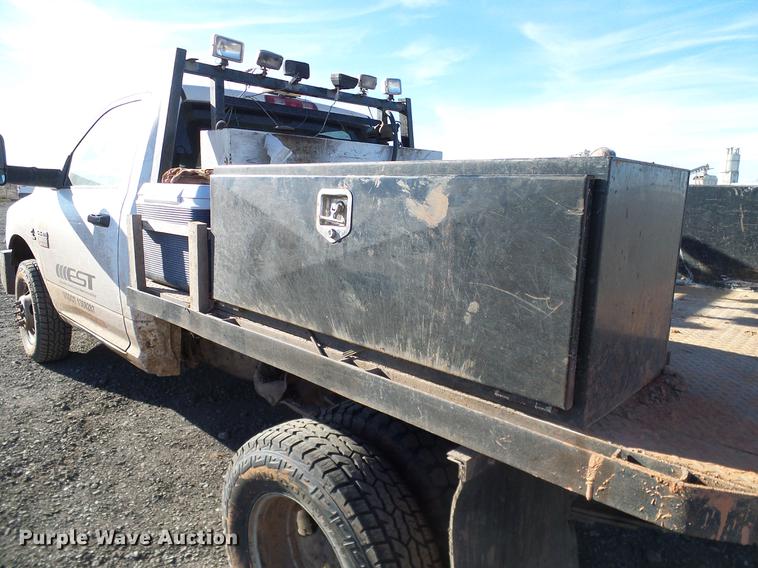 image for item DD5917 2011 Dodge Ram 3500 flatbed pickup truck