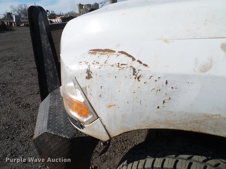 image for item DD5917 2011 Dodge Ram 3500 flatbed pickup truck