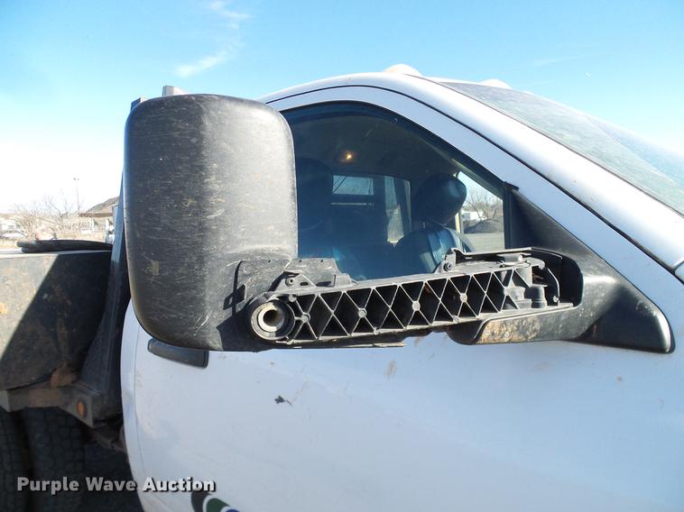 image for item DD5917 2011 Dodge Ram 3500 flatbed pickup truck