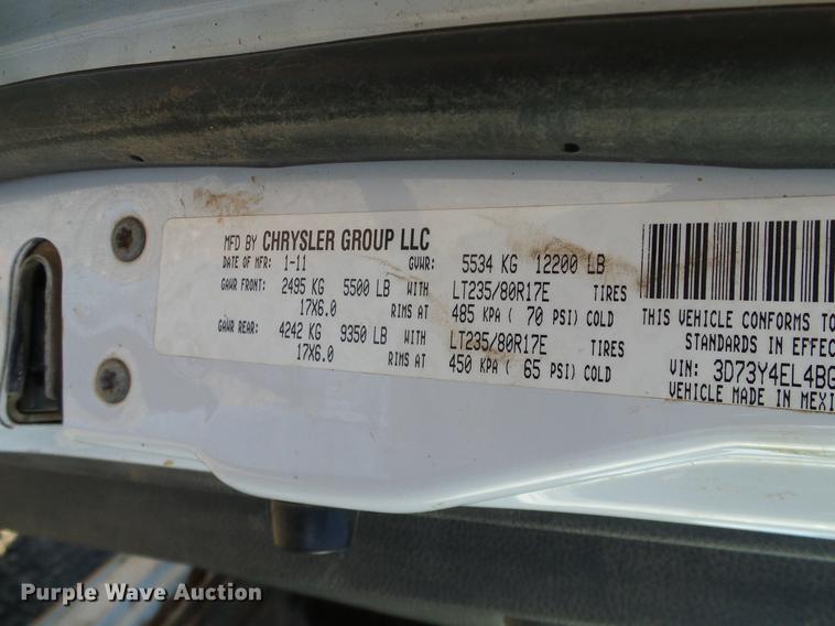 image for item DD5917 2011 Dodge Ram 3500 flatbed pickup truck