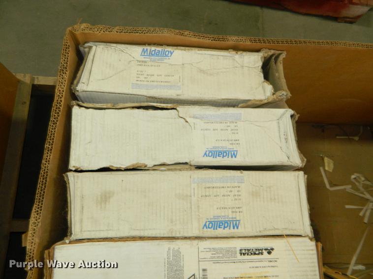 image for item DE9951 (9) spools of welding wire