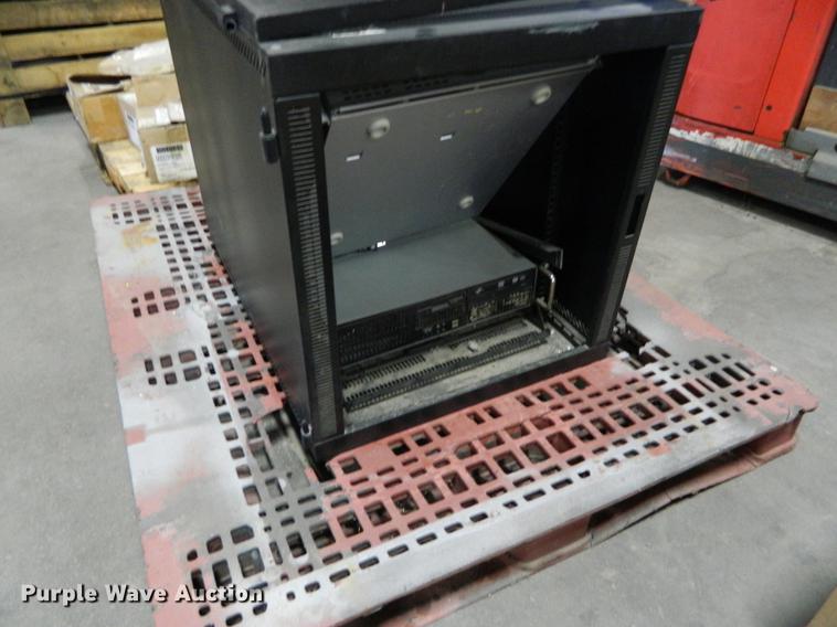 image for item DE9962 Server cabinet